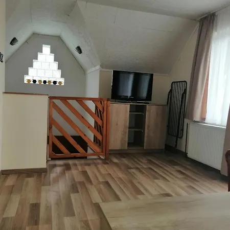 Vadrozsa Nyaralo Vakantiehuis